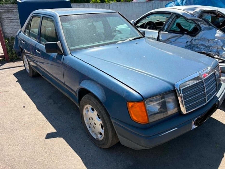 Mercedes w124 124 e klasa na części 200e 2.0e 2.0b 716217 102963