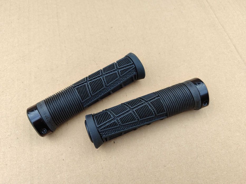 Chwyty Acid Disrupt Idealny Stan 135mm Chwyty Na Imbus