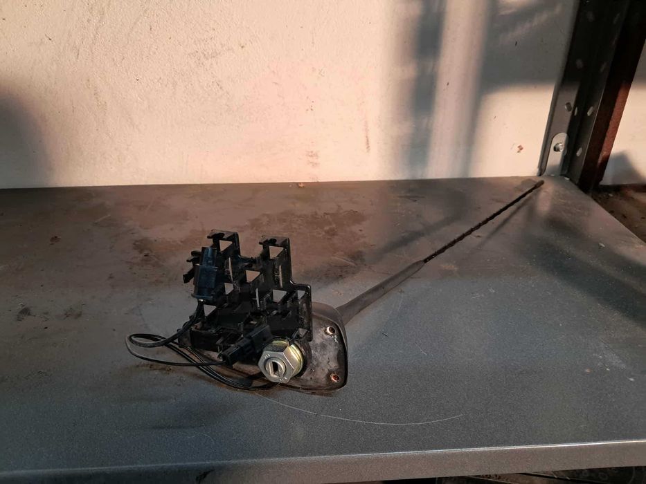 Antena dachowa BMW oryginal e87 e81 e82 x1 e84 e90