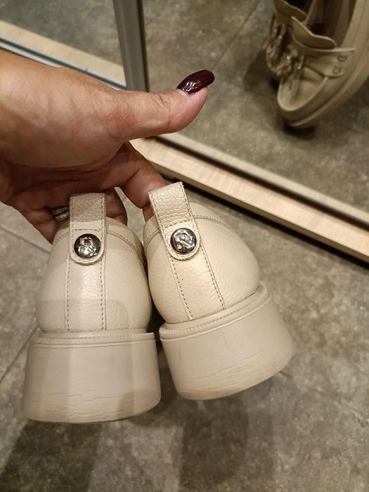 Mokasyny półbuty skóra Ryłko beż kremowe 36