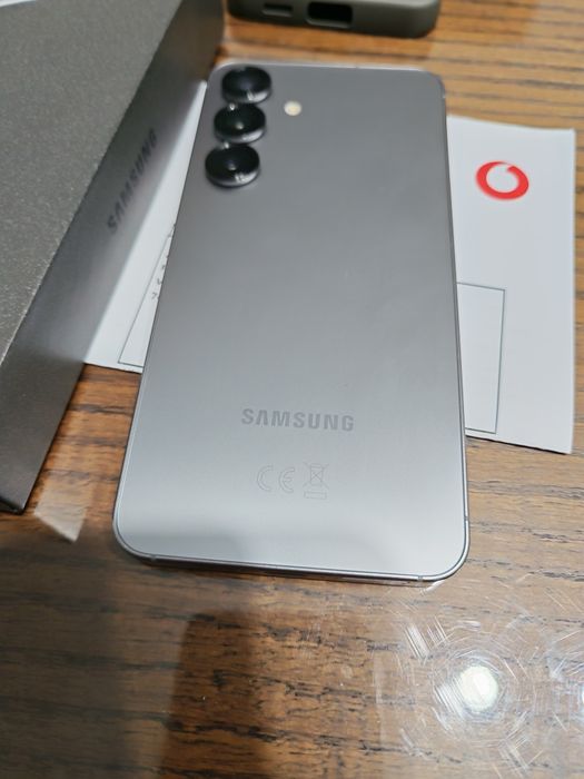 Samsung S25 512G Vendo ou Troco