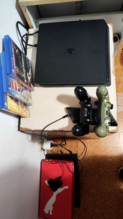 Consola em muito bom estado