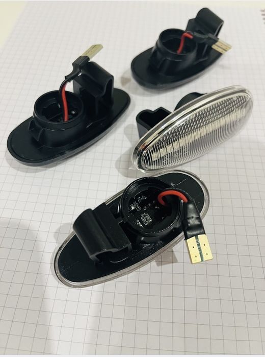 Поворотник Mitsubishi Outlander Lancer Pajero Eclipse GalantВантажівок