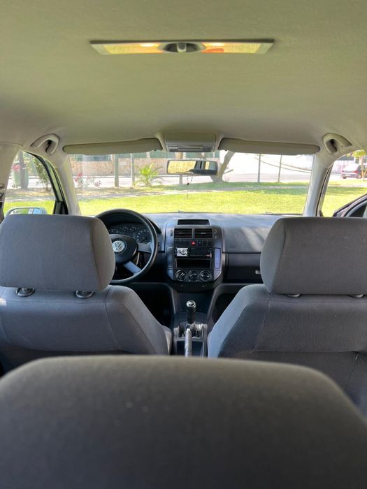2004 Vw polo 1.2 12v a gasolina 230 mil km Está como novo !!! Tem ac