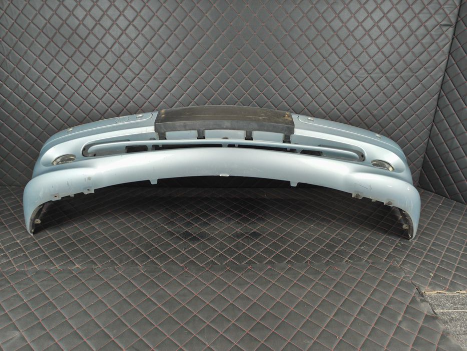 MERCEDES CLK A209. C209. 02-05 Zderzak Przedni Przód PDC Lakier C762