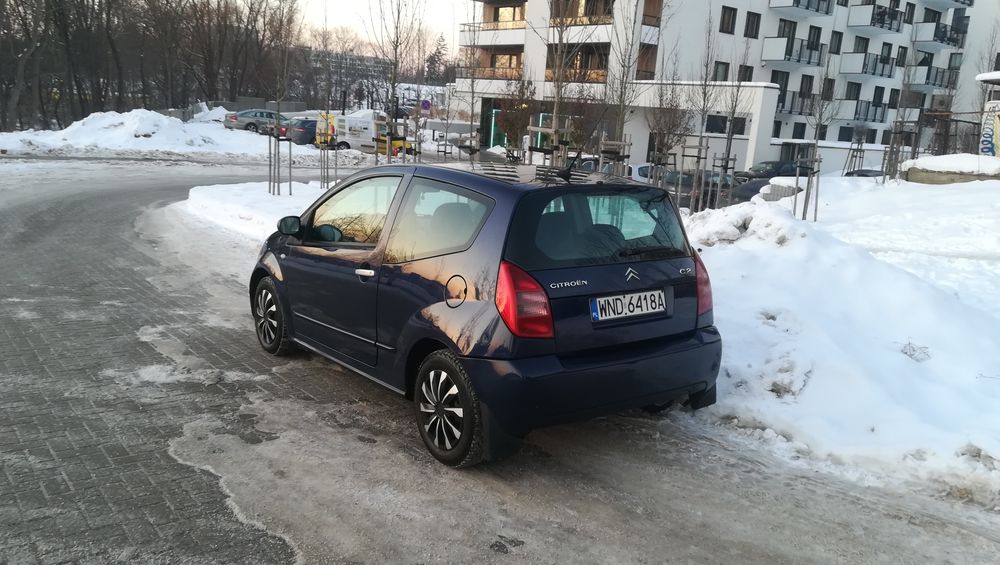 Sprzedam ładnego citroena C 2 oszczędne auto 1.4 HDI