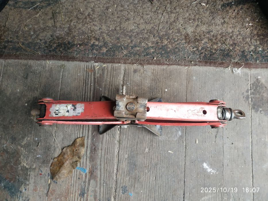 Домкрат жигуль,волга