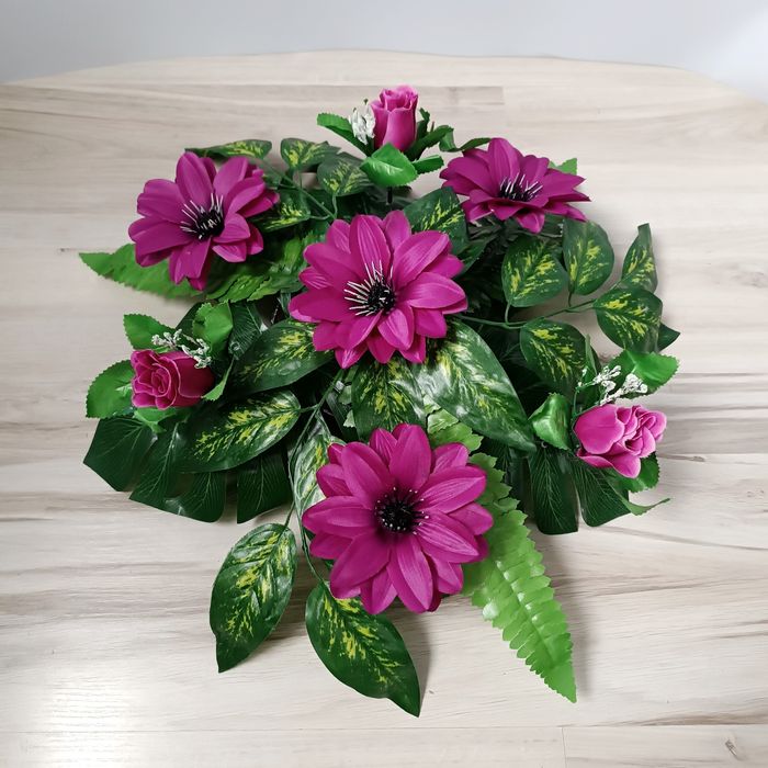 Wiązanka stroik na grób cmentarz