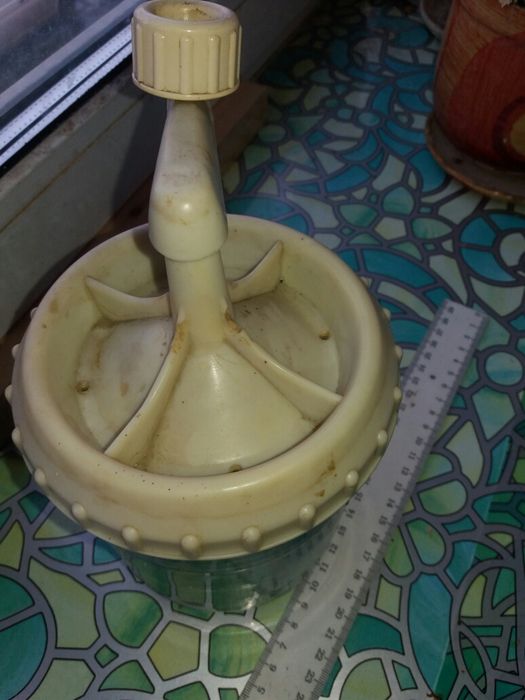 Миксер для приготовления смесей   яиц бытовой