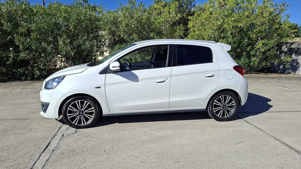 Mitsubishi Space Star 1.2 Intense Connect Edition