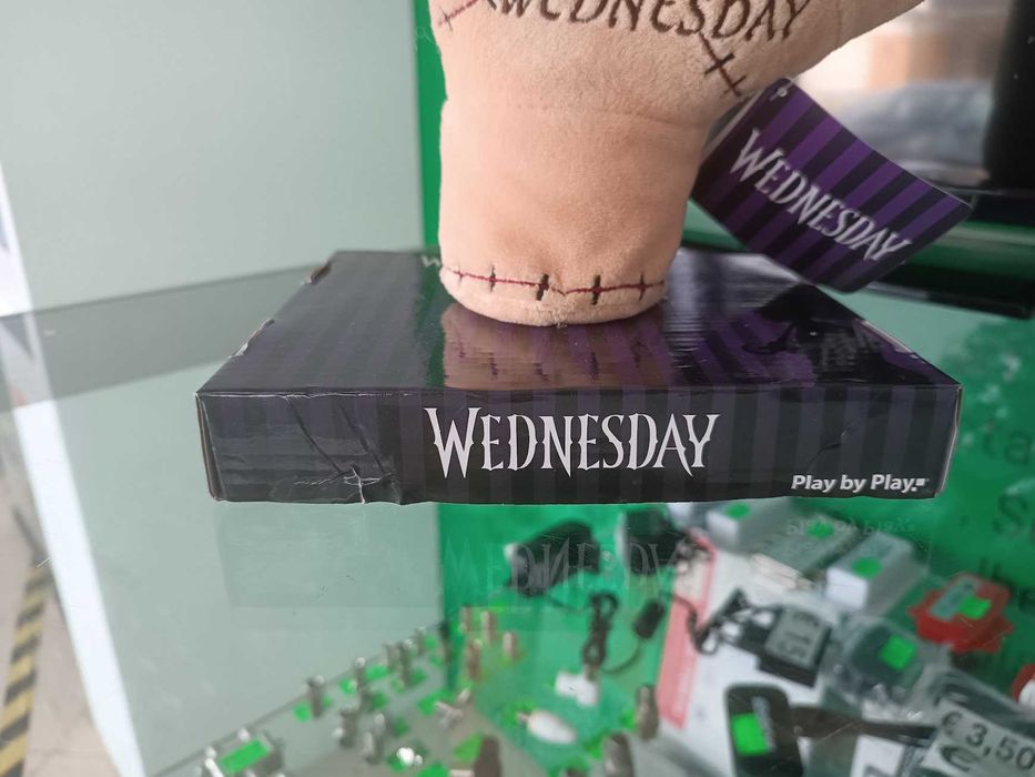 MEGA PROMO:Peluches Wednesday The Thing 25cm