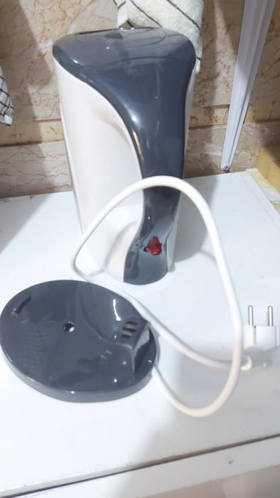Jarra eletrica nova na caixa