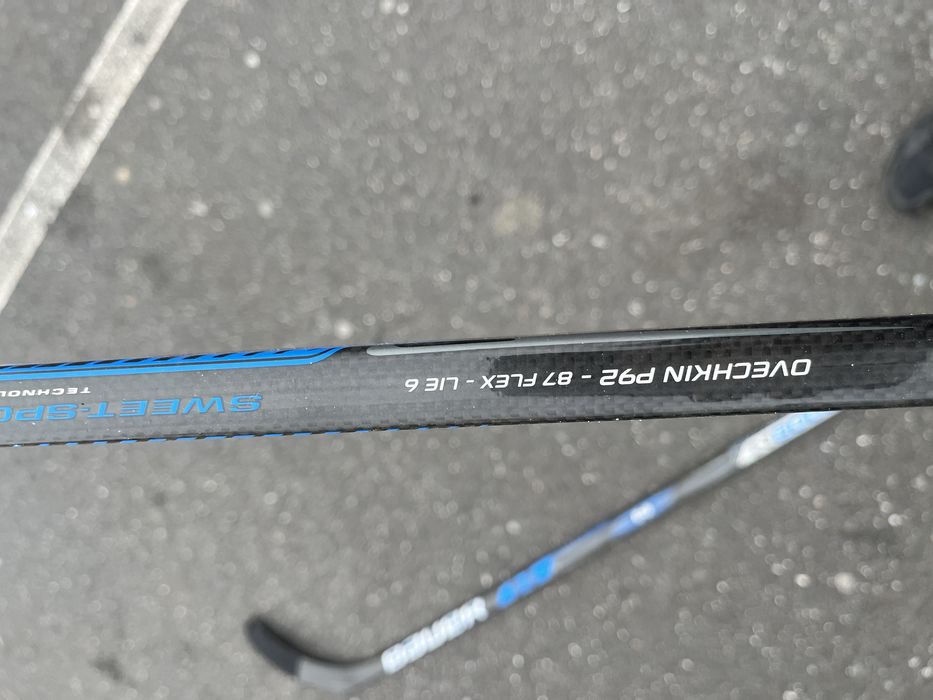 Клюшки хоккейные bauer и Ccm