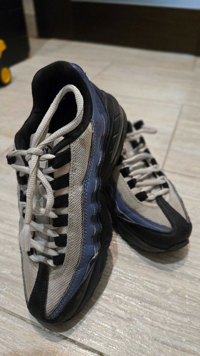 Підліткові кросівки nike airmax 38 розмір