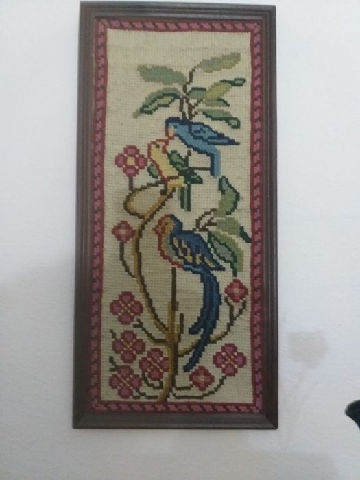 Quardo de ponto de Arraiolos / comprimento 27 cm  largura  12,5cm