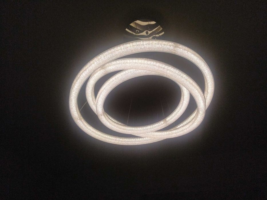 Candeeiro de teto suspenso