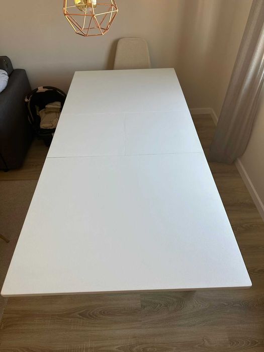 Mesa de refeição extensível