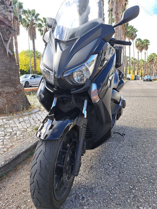 Vendo Yamaha Xmax 400