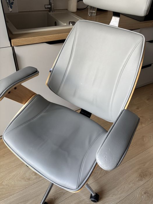 Ergonomiczny fotel biurowy / obrotowy, drewno gięte