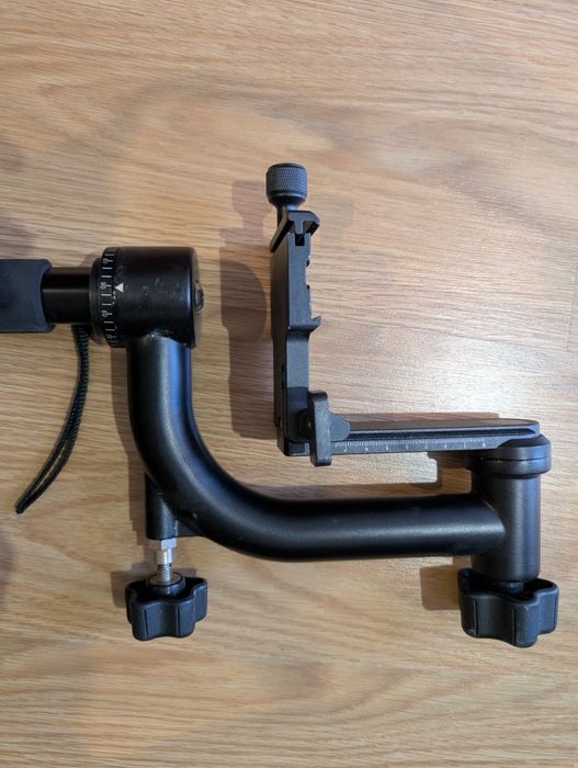 Monopé Velbon UP-400 com suporte rotativo