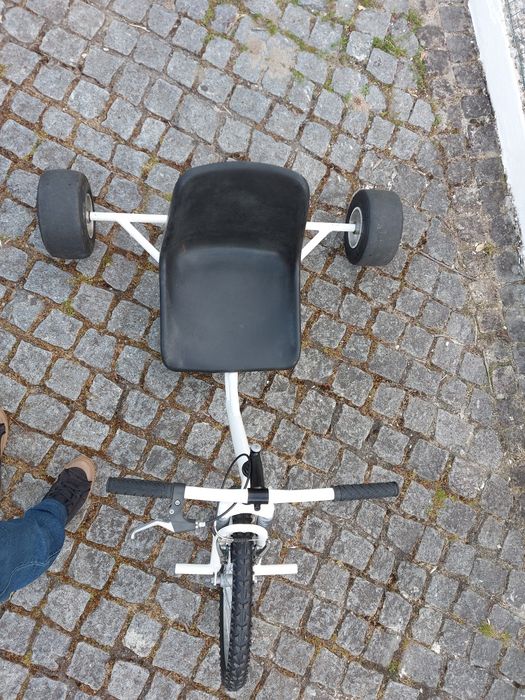 Trike drift-triciclo