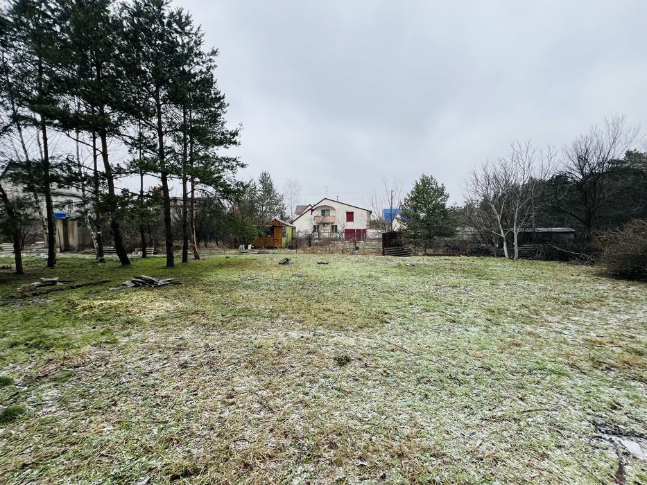 Продам Участок в Обуховке река лес пляж