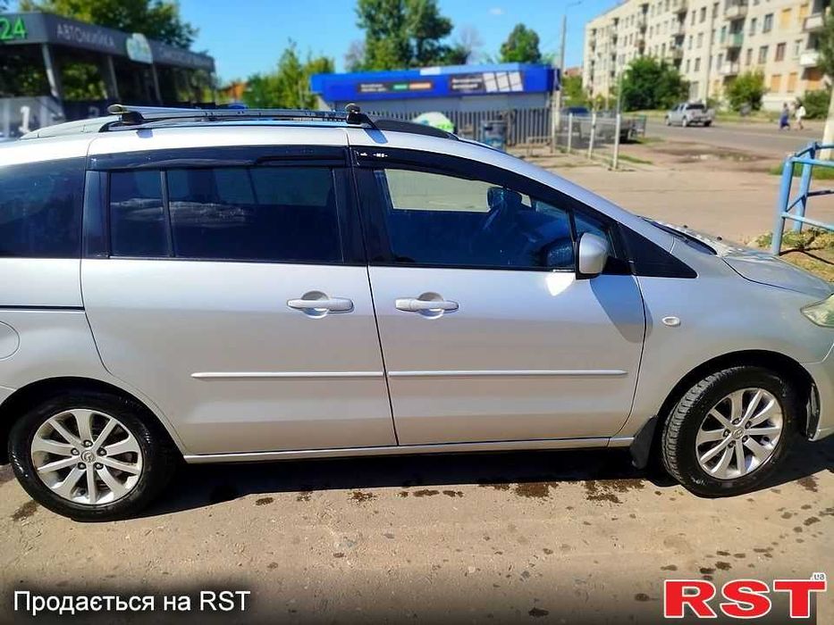 Продам гарний автомобиль Mazda 5