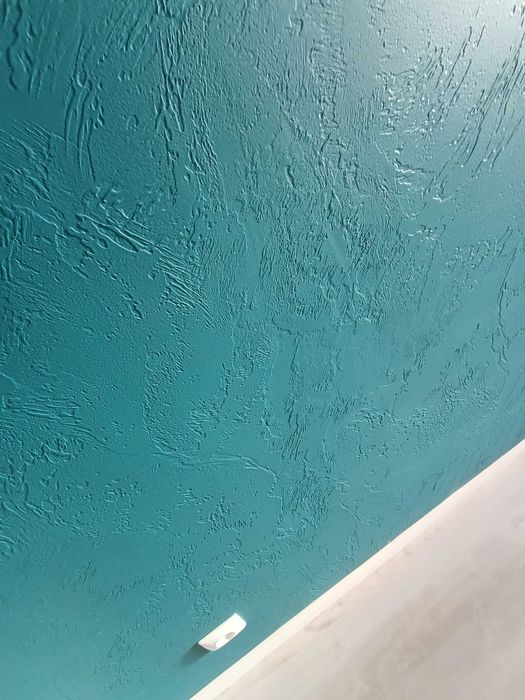 2 кімн. Виставка,сучасний будинок,Є-відновлення можливо.