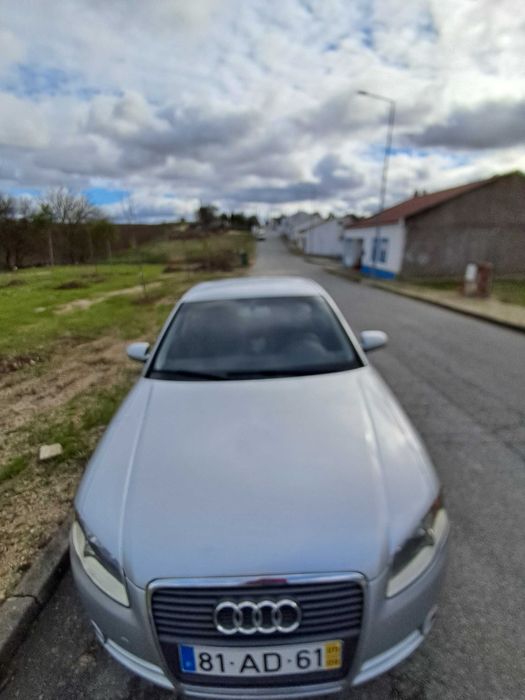 Audi A4, em excelente estado