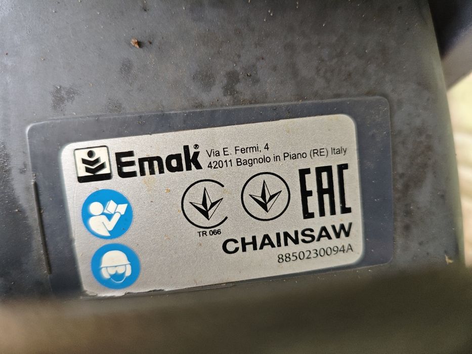 Продам бензопилу oleo mac 51