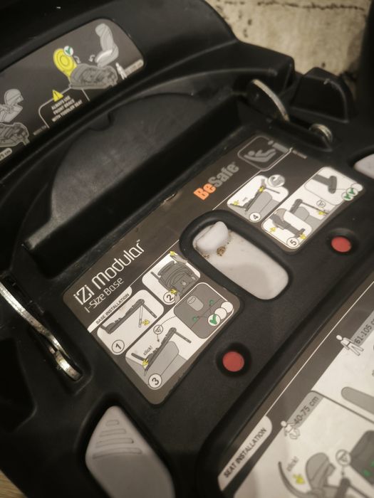 Cadeira besafe i-size + base como nova