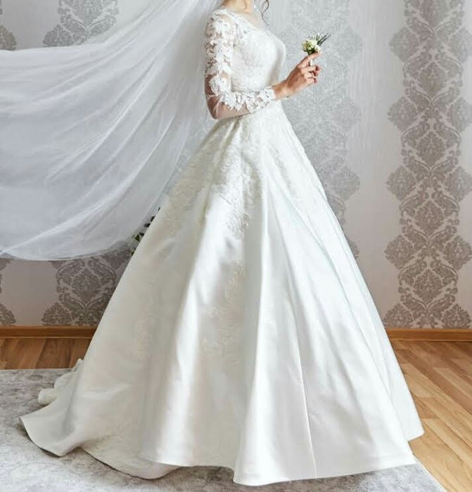 Продам весільне плаття