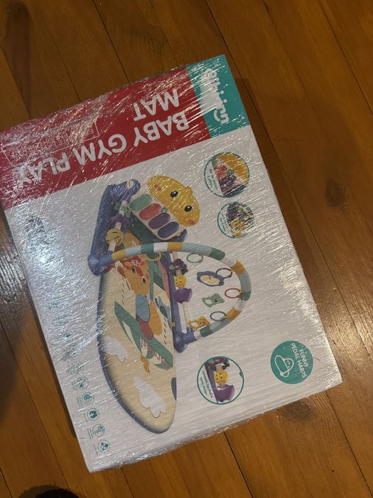 дитячий розвиваючий ігровий килимок з піаніно та підвісними іграшками