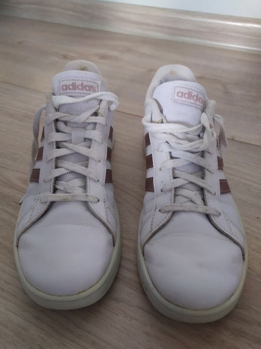 Buty sportowe adidas rozmiar 36 stan dobry