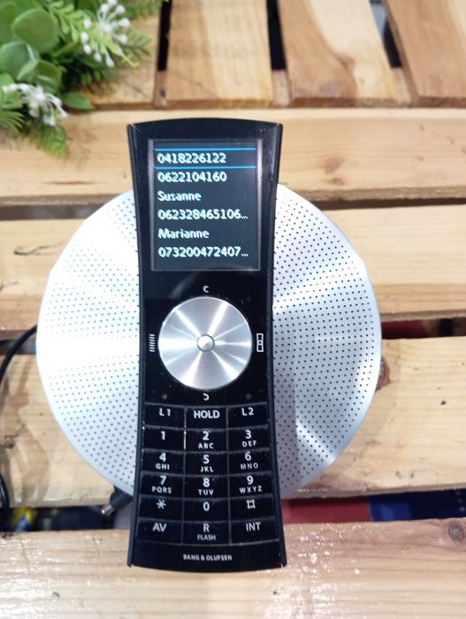 Telefon Bang & Olufsen Beocom 5 + docking station