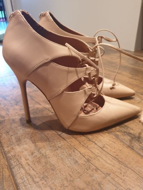 Buty firmy Kazar