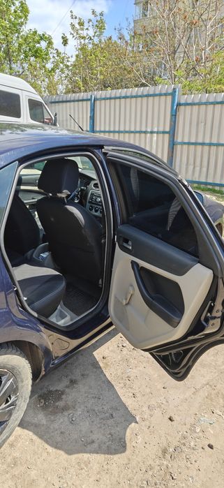 Продам Ford Focus 1.6 tdi (2004)