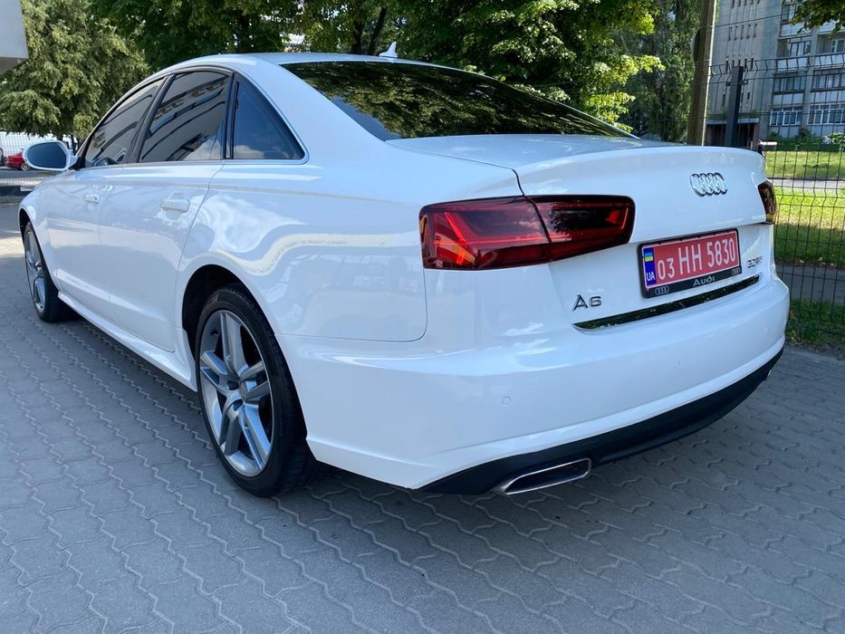 Продається AUDI A6 C7.