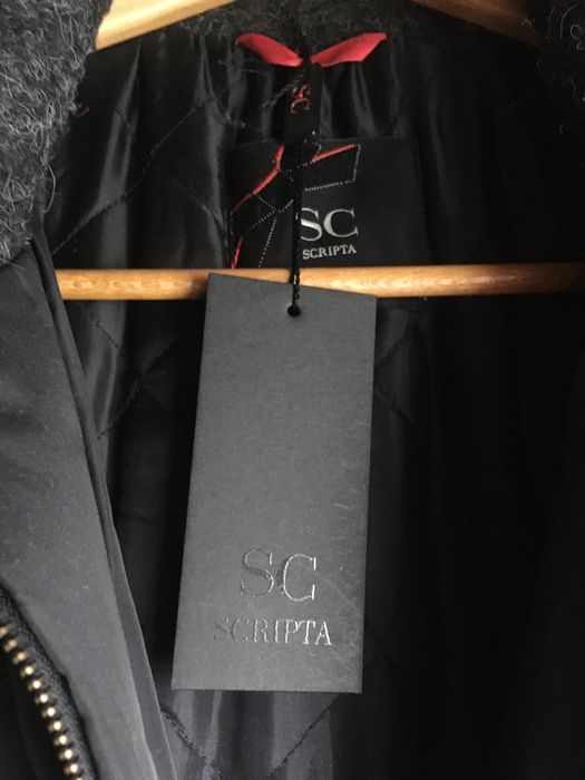 Parka Preta SCRIPTA