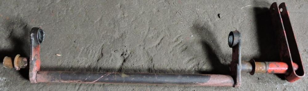 Wałek podsiewacza kombajn Deutz Fahr M66, M88,M600