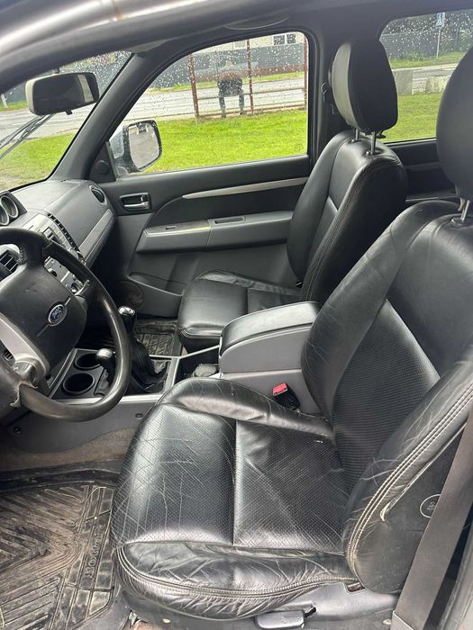 Ford ranger 4*4 .