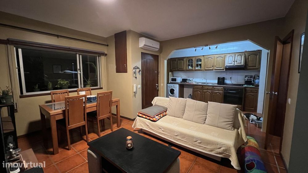 T2 em Crestuma/Olival junto ao Centro de Treinos do FC Porto