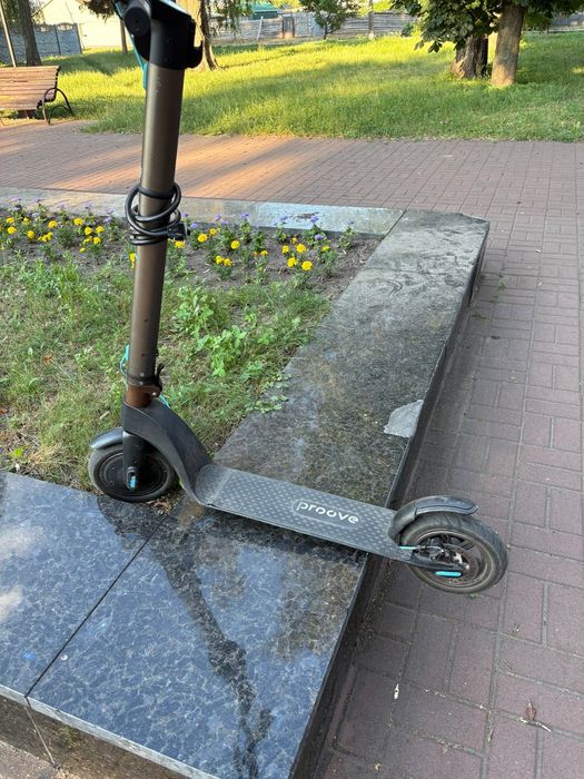 Proove X-City електросамокат