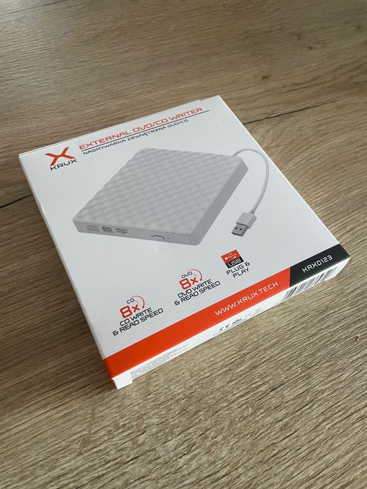 Nowa nagrywarka zewnętrzna DVD/CD KRUX – USB, Plug & Play
