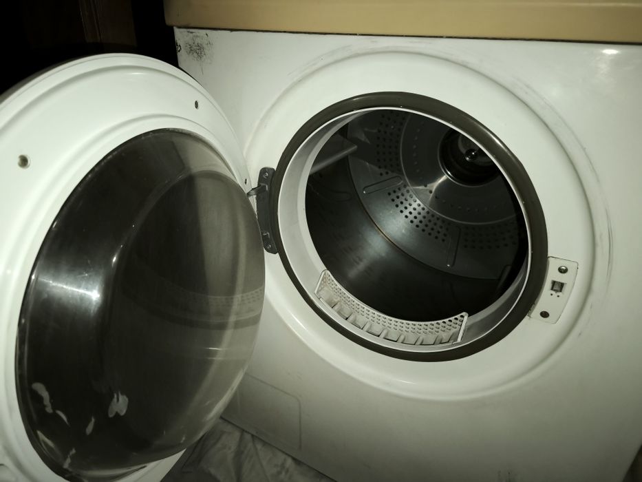 Máquina de secar roupa