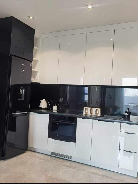 Meble na wymiar kuchnie szafy zabudowy