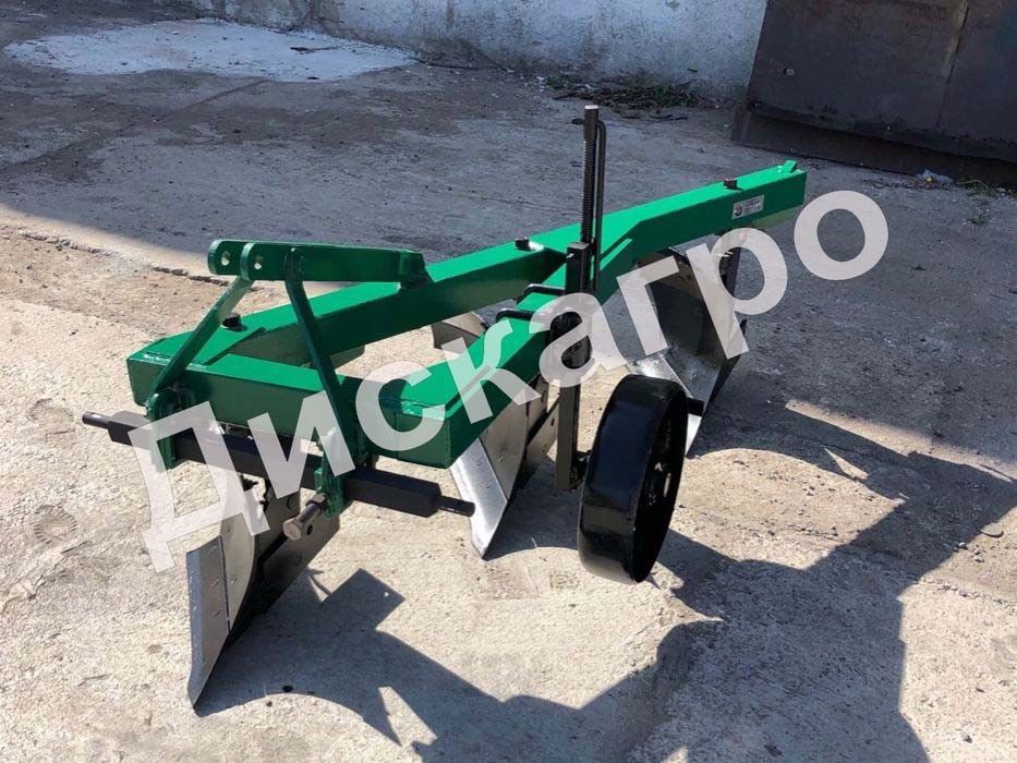 Плуг 3-х корпусный ПЛН -3,35 с углоснимом