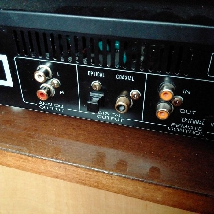 CD плеєр Marantz CD6000