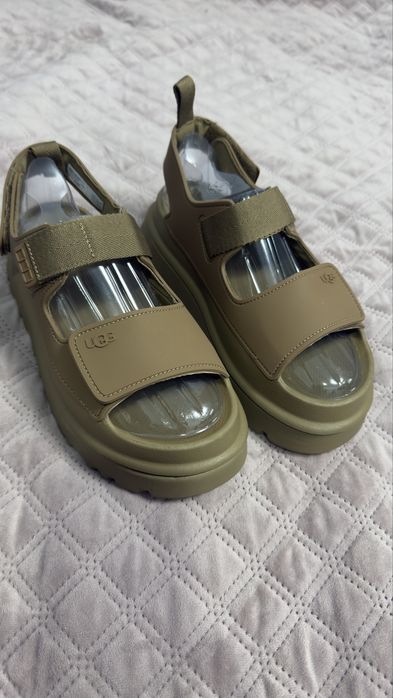Босоніжки UGG коричневі