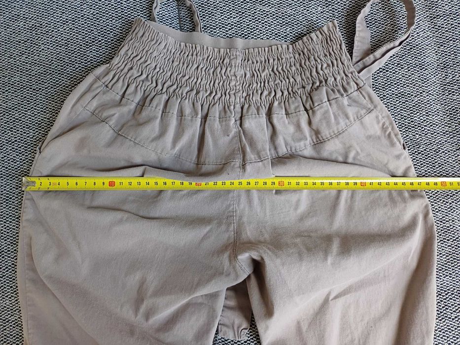 Vila Beżowe Spodnie Rybaczki 36 S